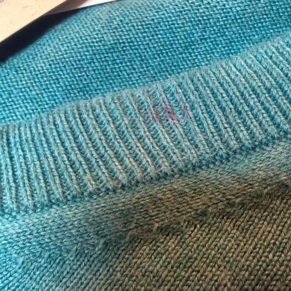 Southern Tide Men's Sea Foam Green 100% Cotton V-Neck Sweater Size L NWT - Picture 6 of 11